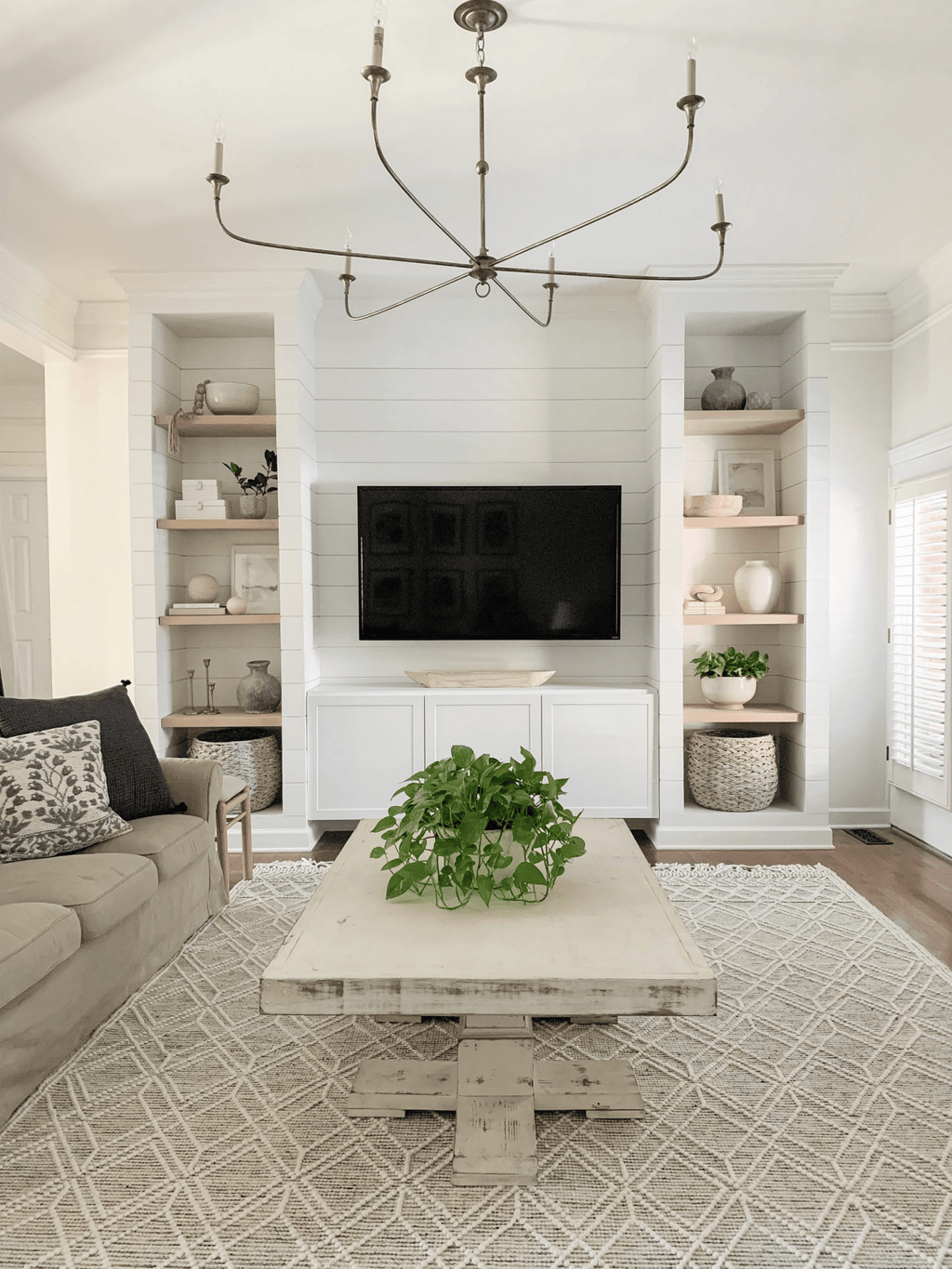 Elara Candle Chandelier