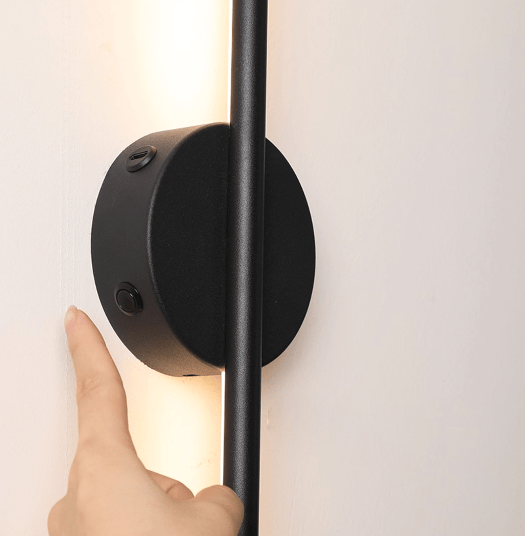 Linearo Rechargeable Wall Lamp