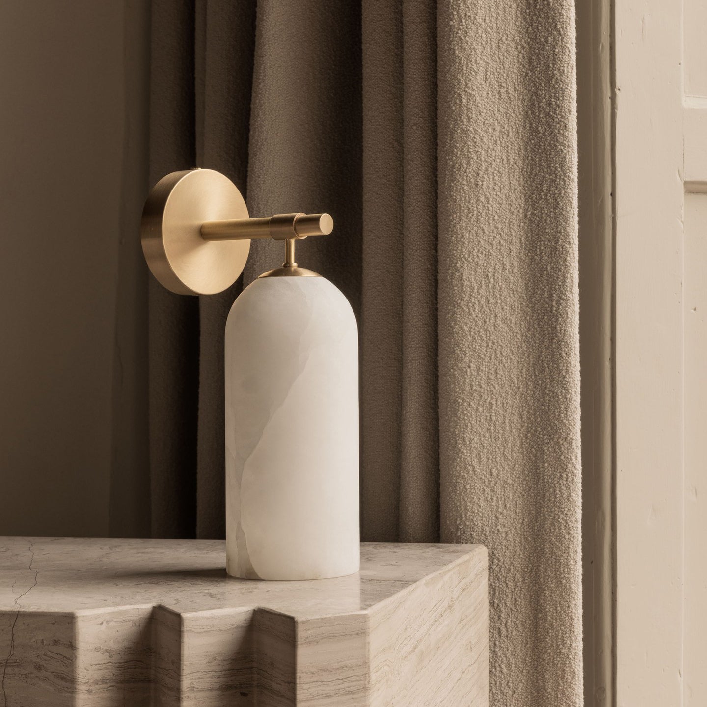 Alabaster Pillar Alabaster Wall Sconce