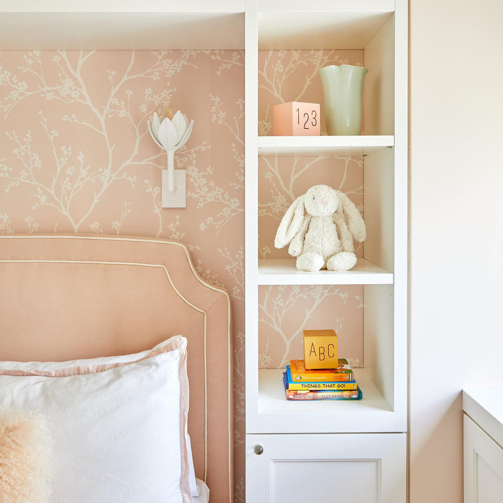 Alberto Lotus Bloom Wall Lamp