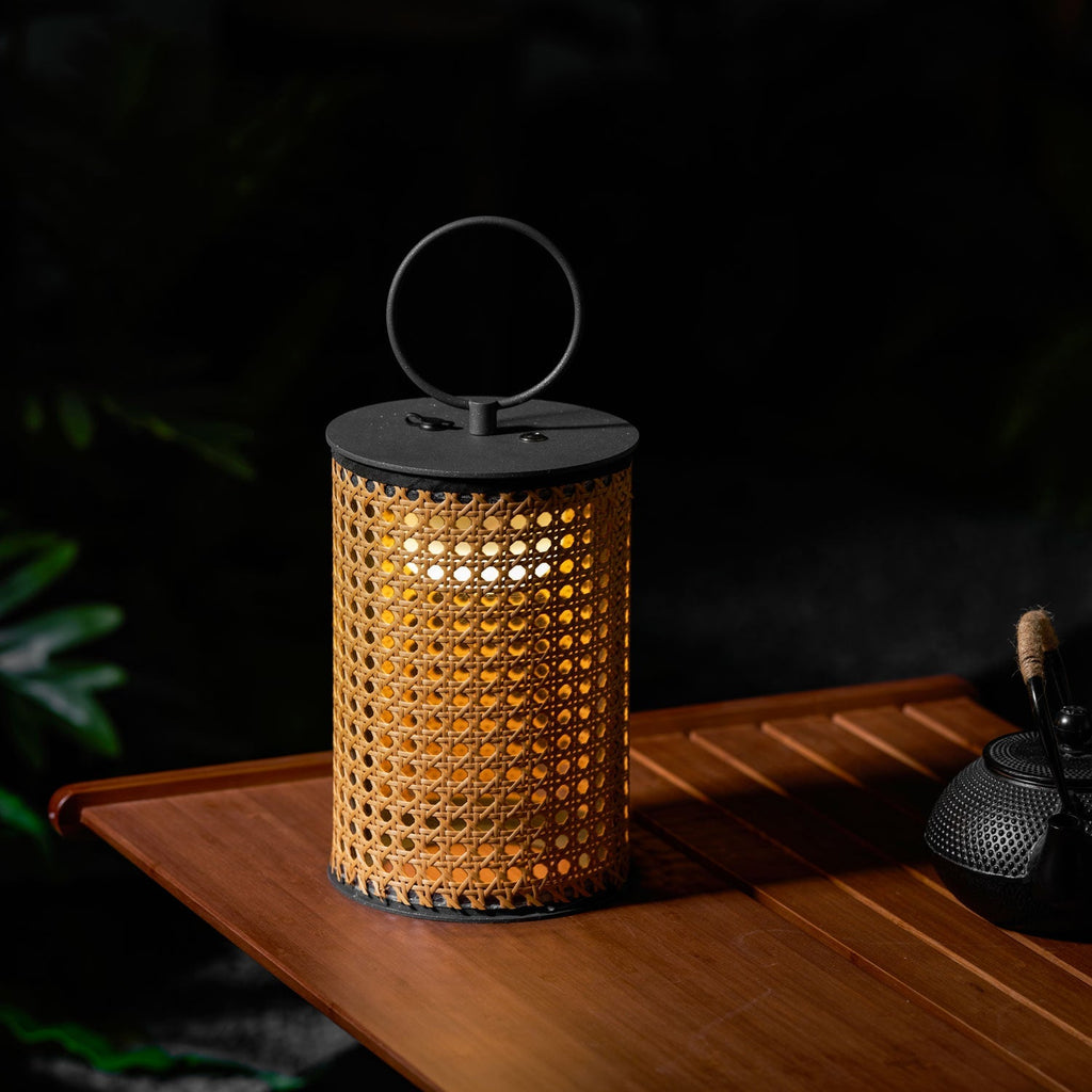 Arlette Solar Outdoor Lantern Lamp