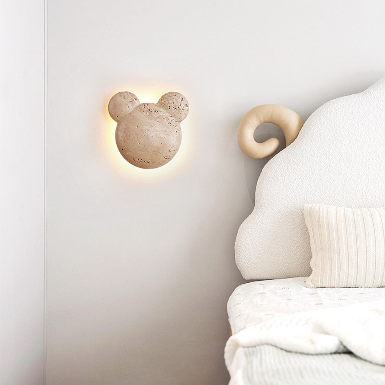 Bearstone Wall Lamp