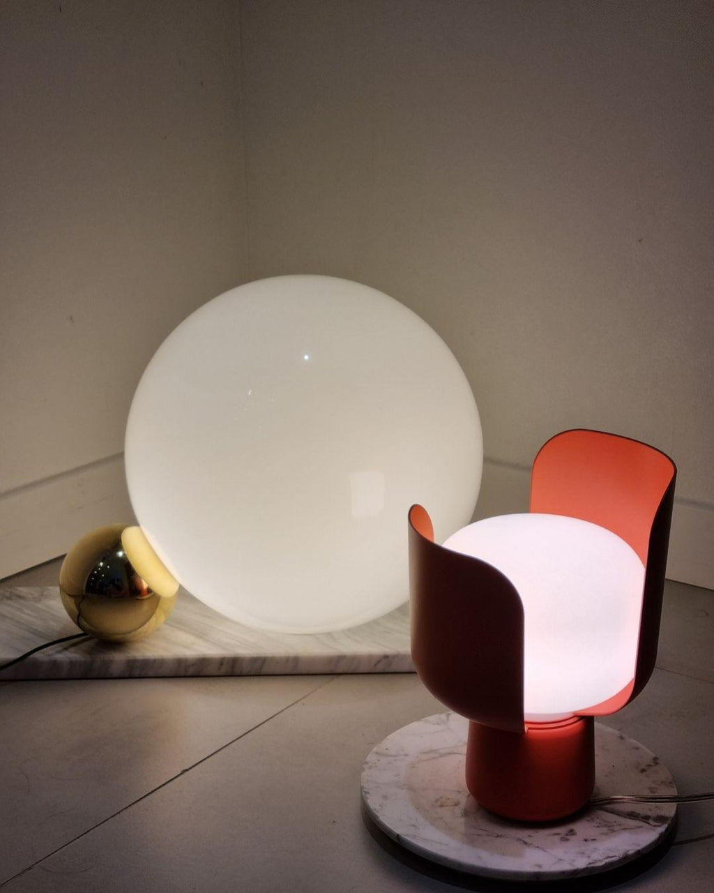 Petals Glass Work lamp Table Lamp