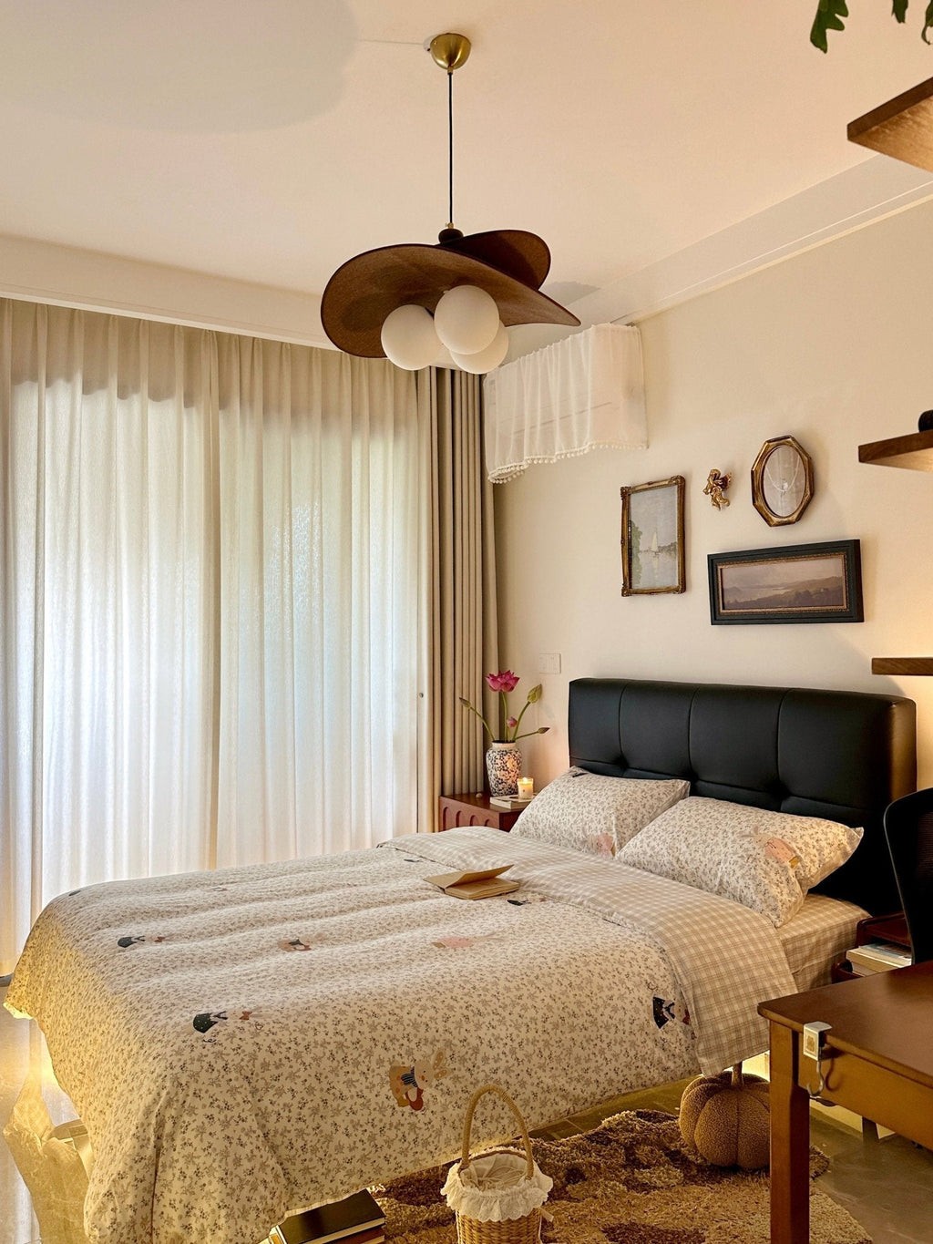 Bloom Petals Chandelier