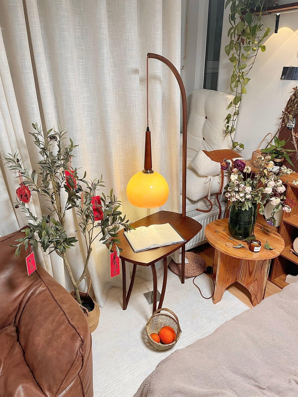 Cantilever Wood Accent Floor Lamp