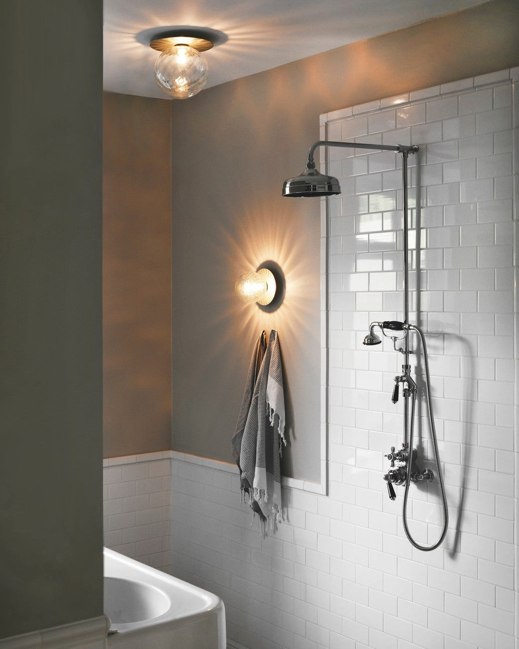 Celeste Wall Lamp