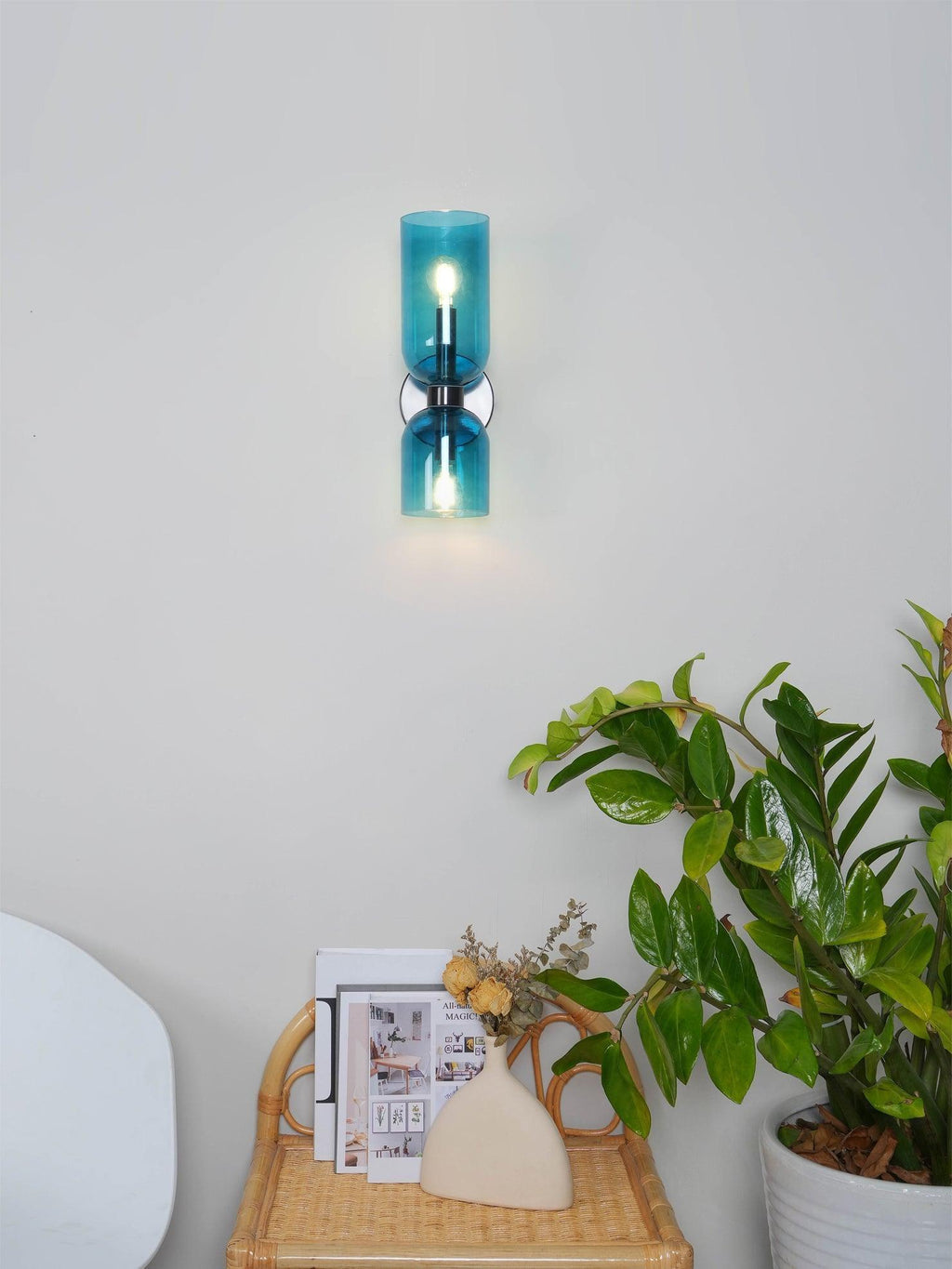 Edie Plug-In Bracket light Wall Lamp