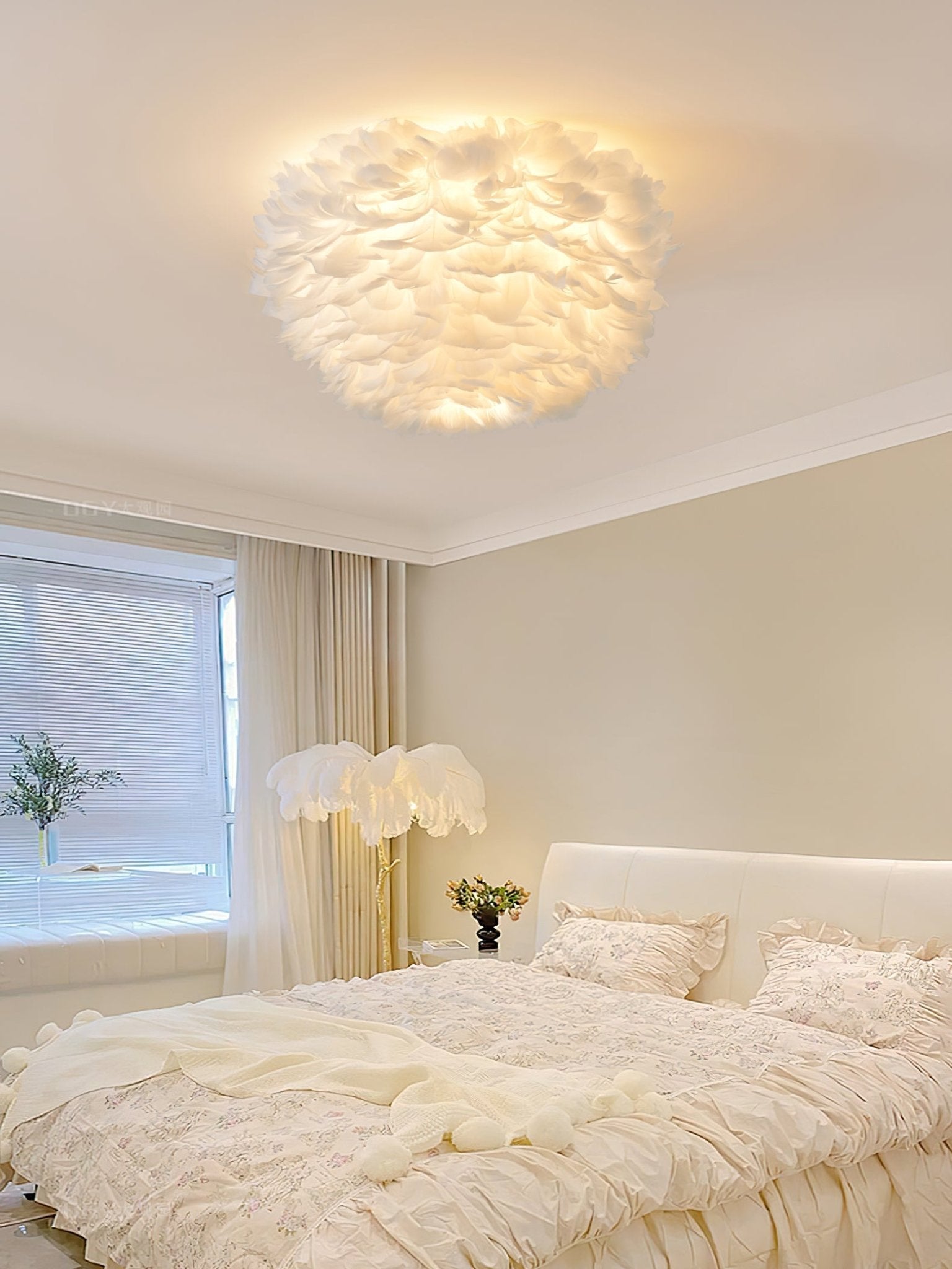 Feathered Ceiling-mounted light Ceiling Lamp