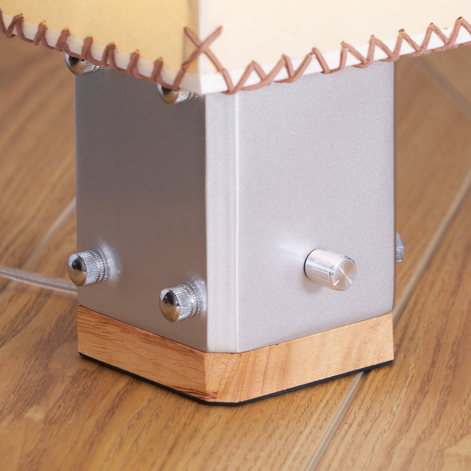 Estela Table Lamp