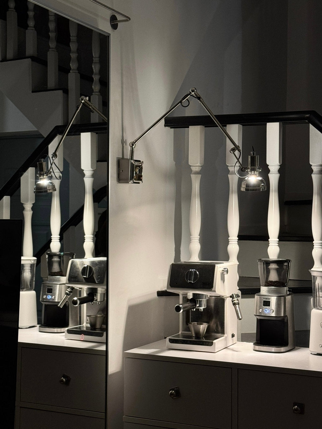Flex Arm Wall Lamp