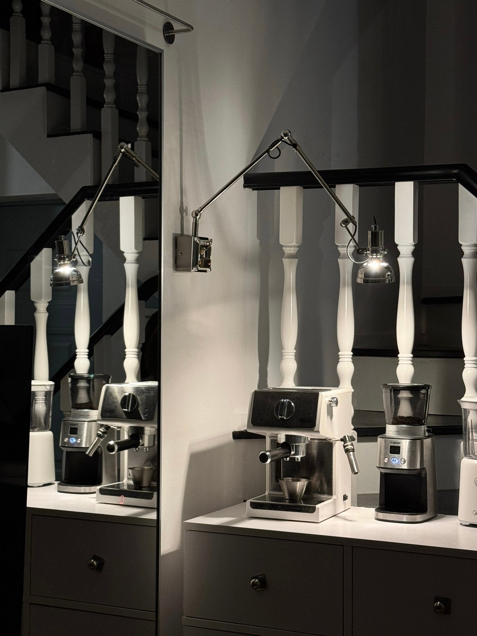 Flex Arm Wall Lamp