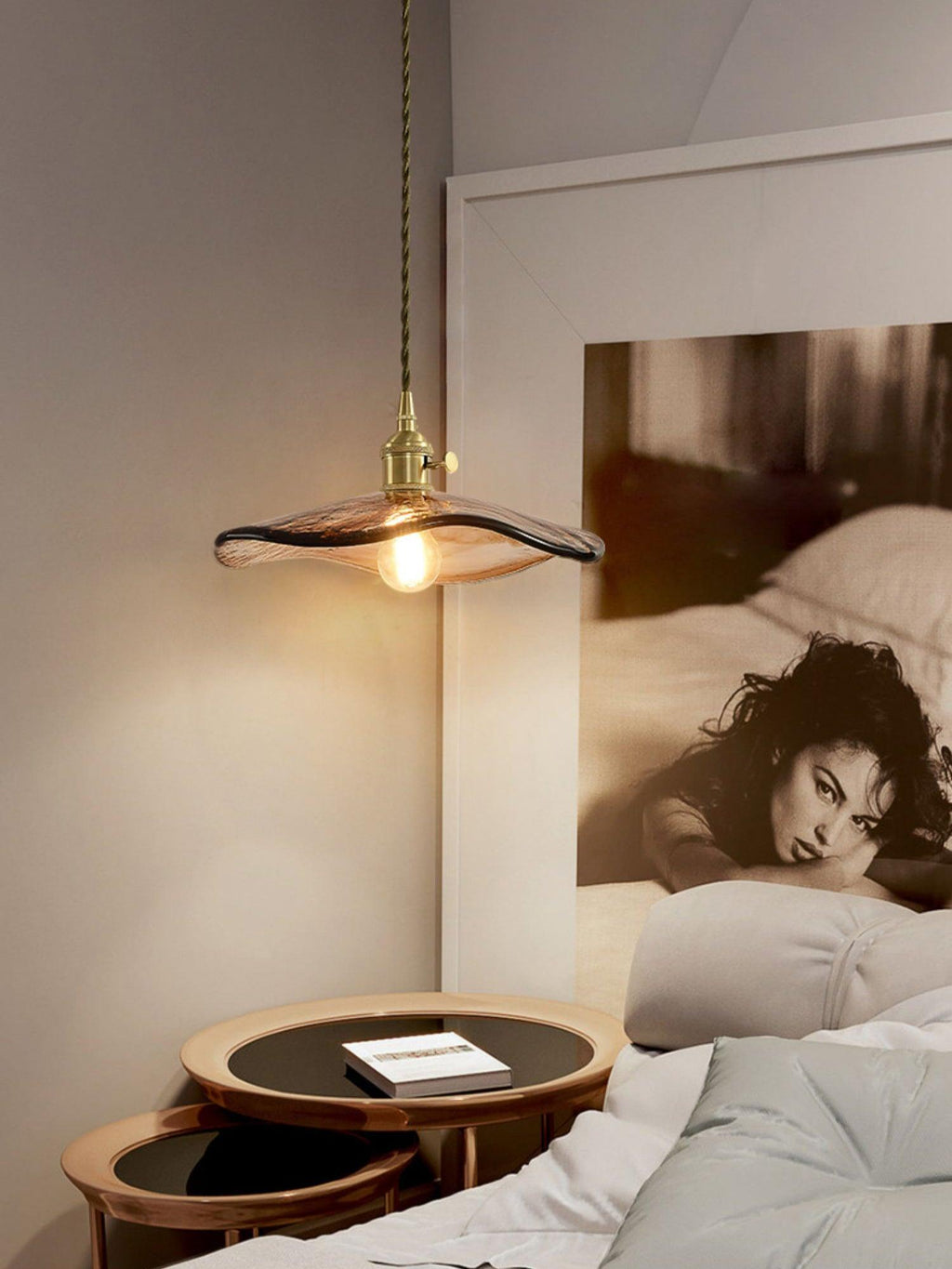 Flower Petal Glass Houselight Pendant Light