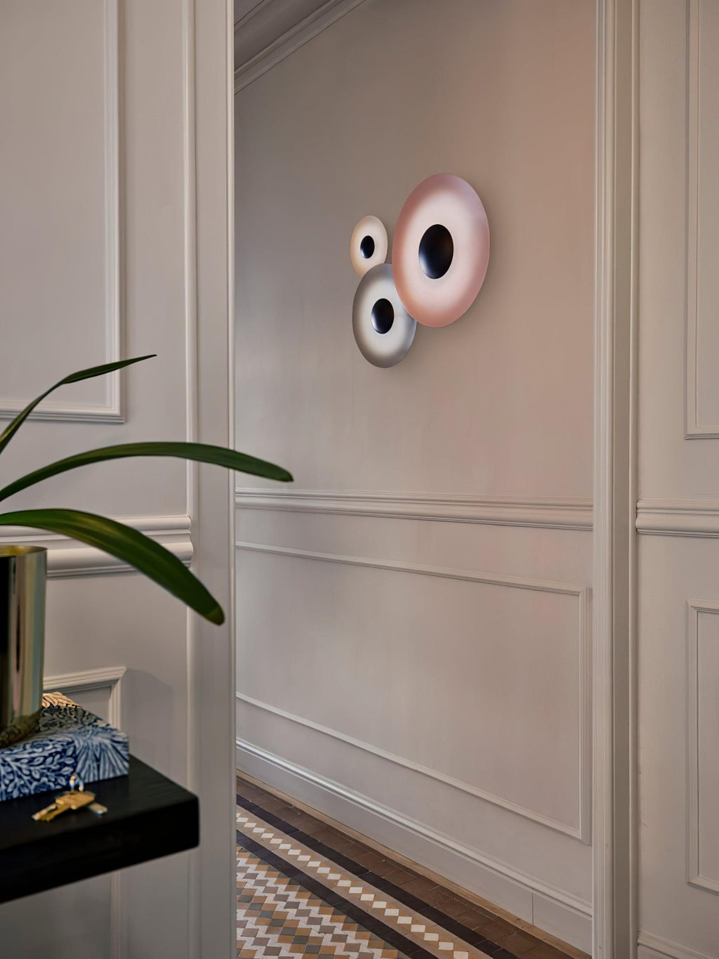 Simplicity Glow Bracket light Wall Light