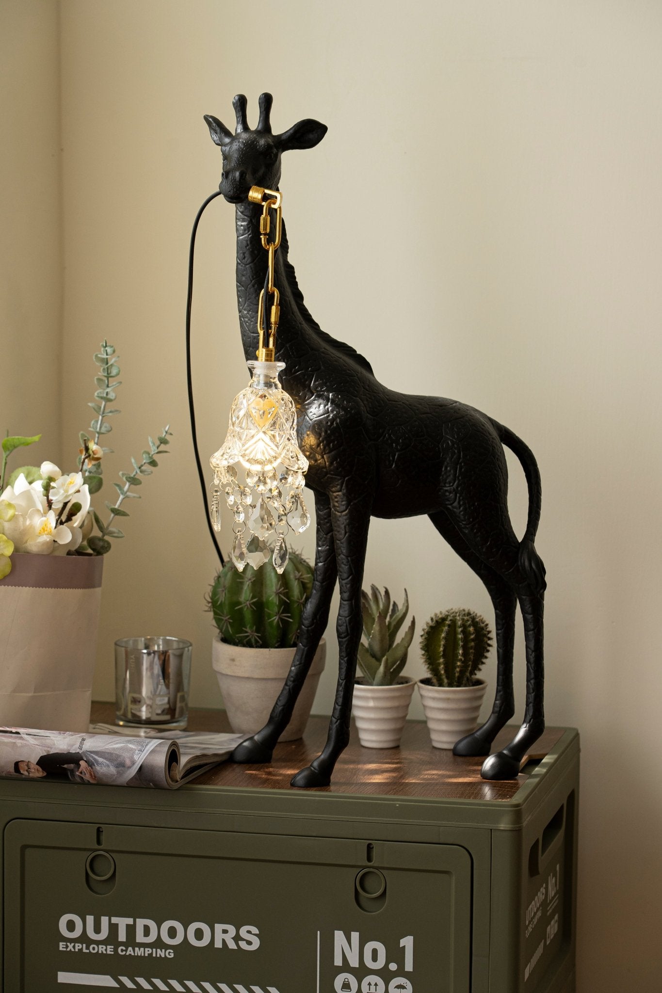 Giraffe Royale Sculpture Floor Lamp