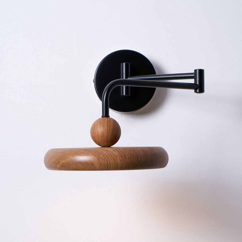 Karlin Wall Light