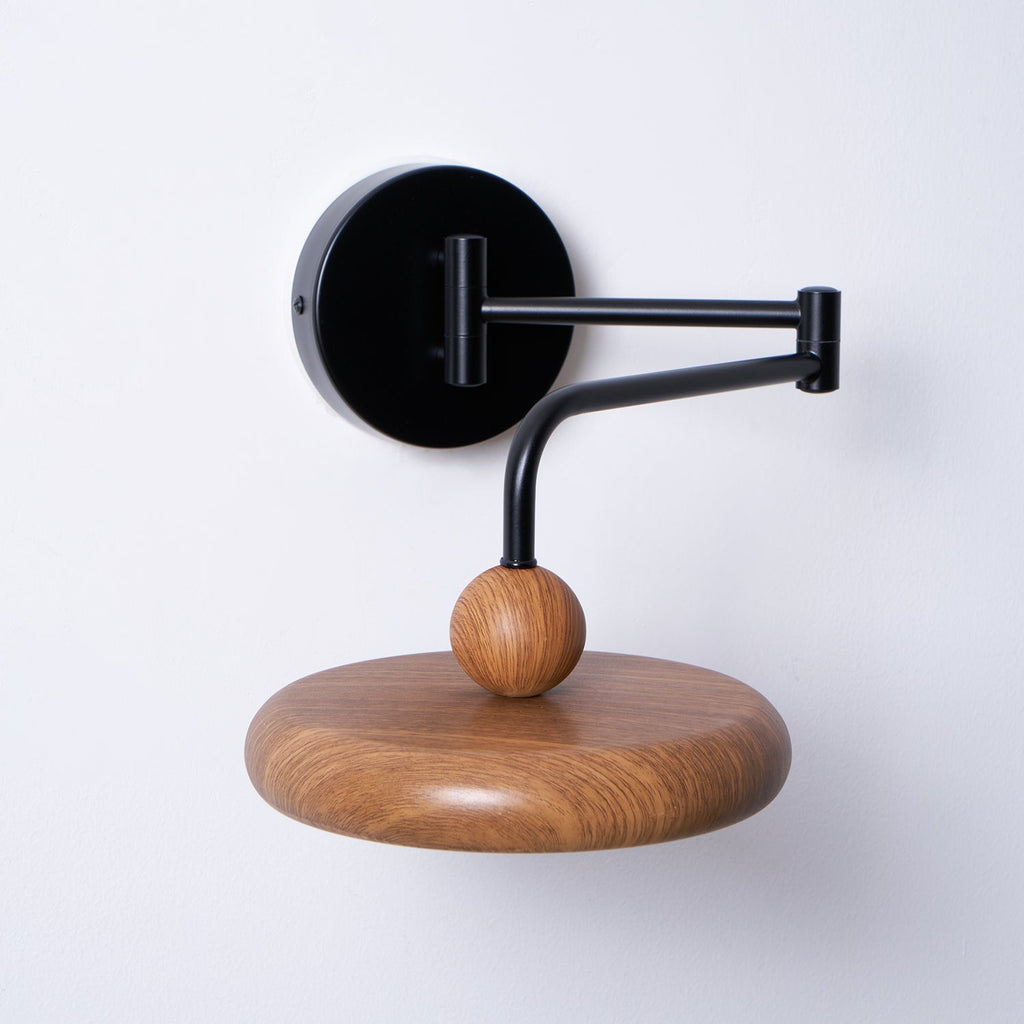 Karlin Wall Light