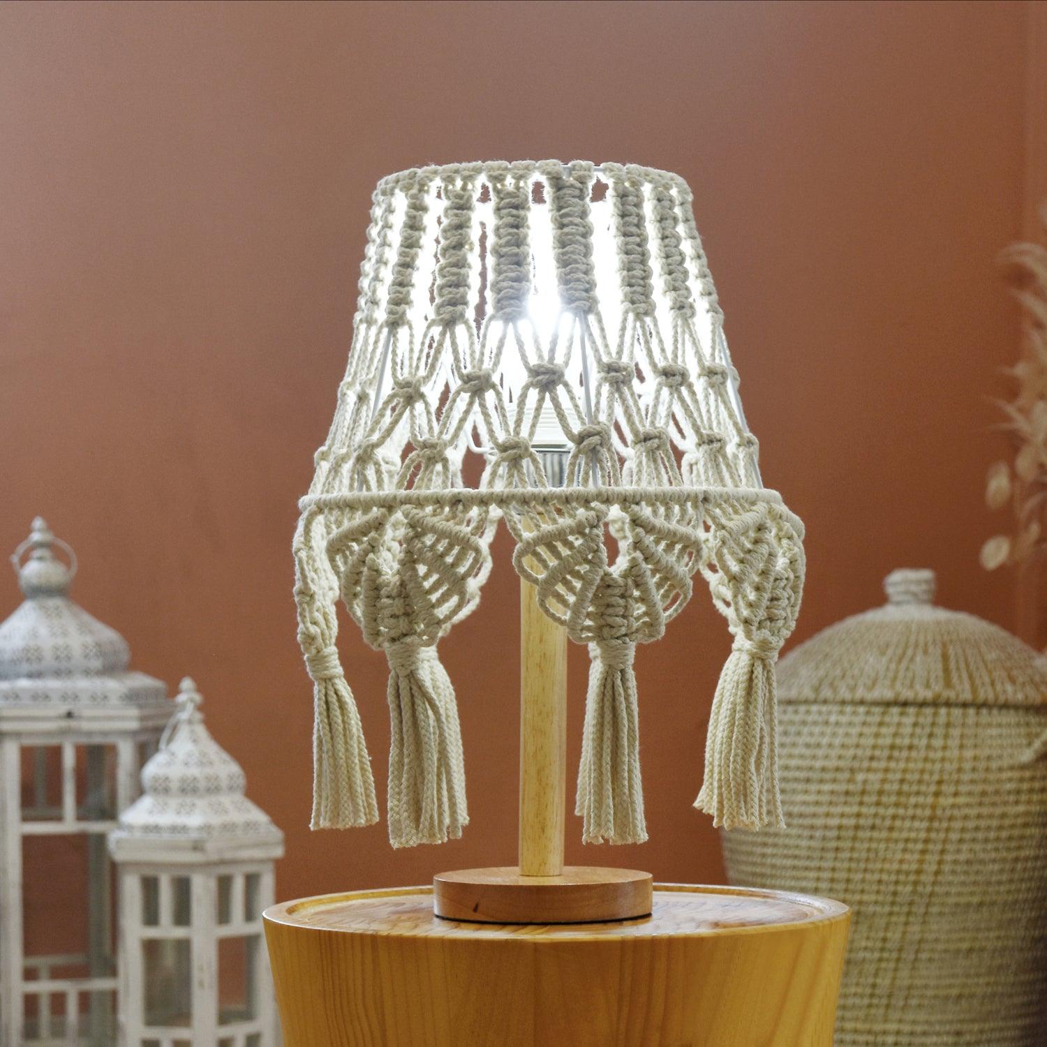 Macrame Side table lamp Table Lamp