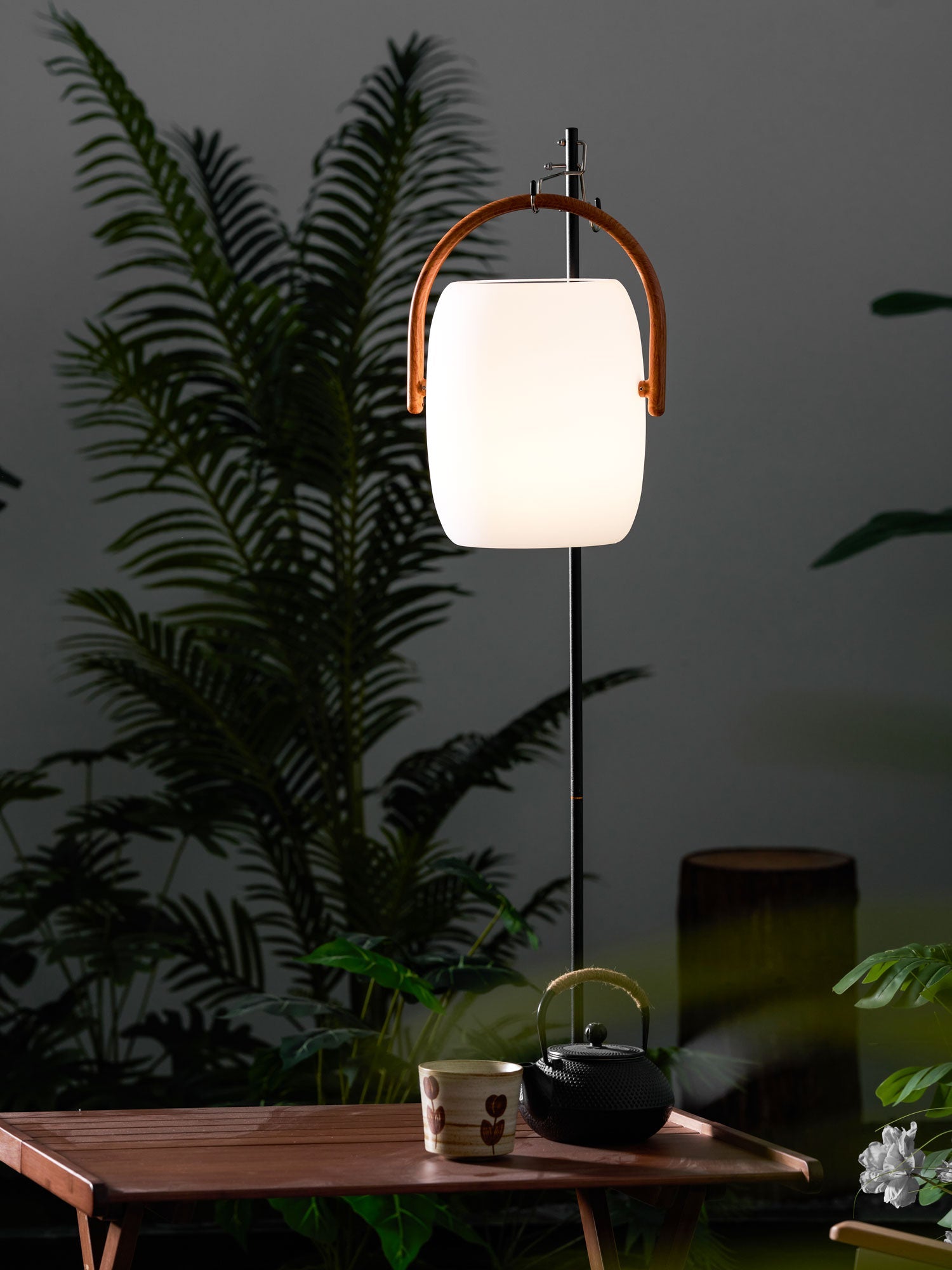 Noria Solar Outdoor Lantern Lamp