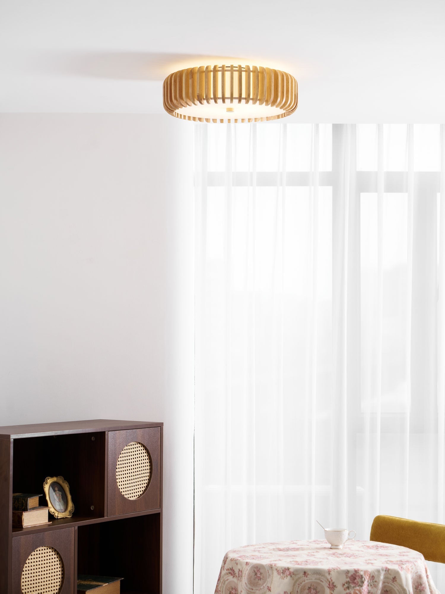 Oakflare Ceiling Lamp