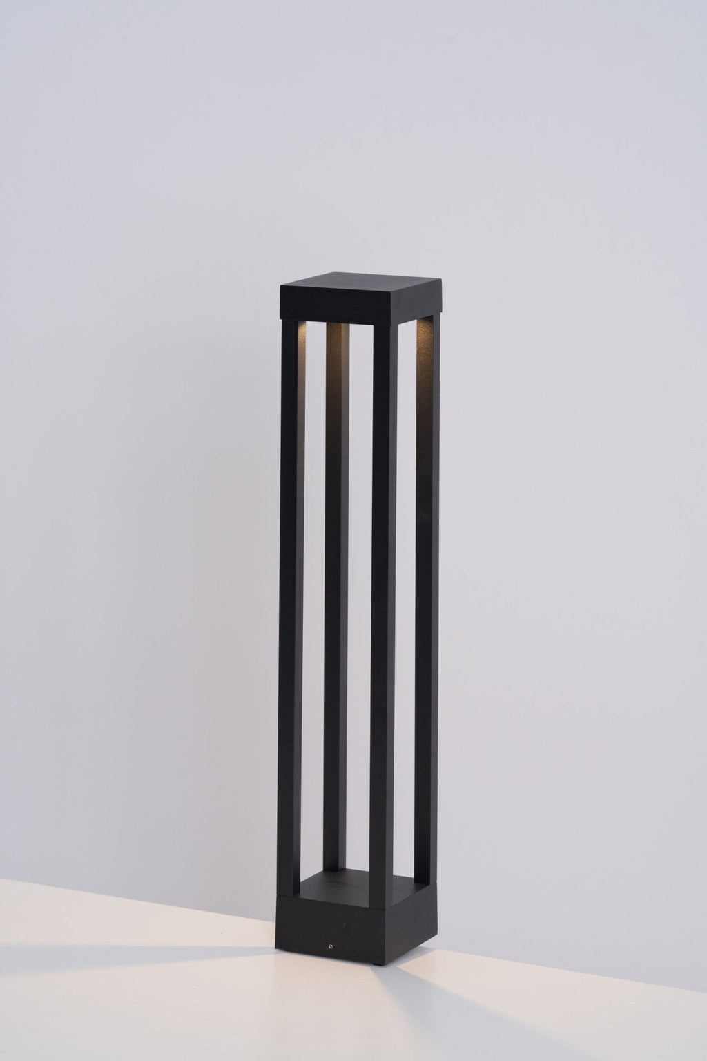 Obsidian Post Outdoor Light