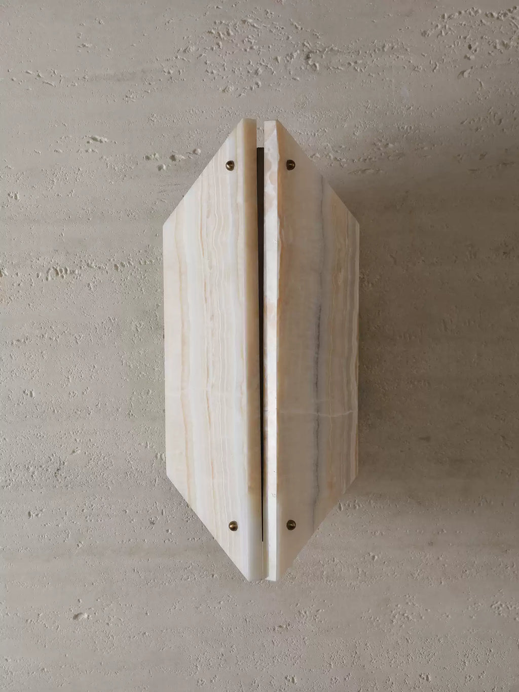 Onyxa Crest Alabaster Wall Lamp
