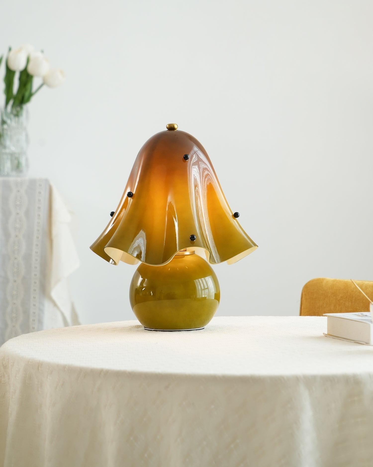 Petalia Table Light