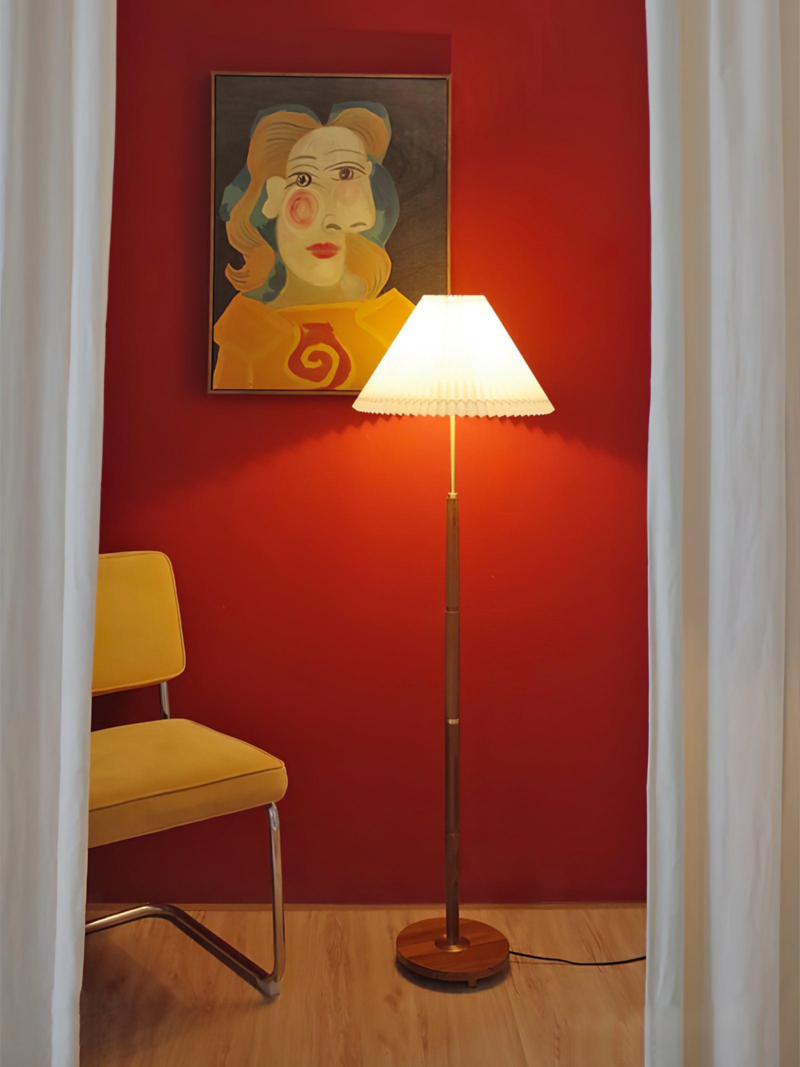 Pleated Tall Lamp Floor Lamp