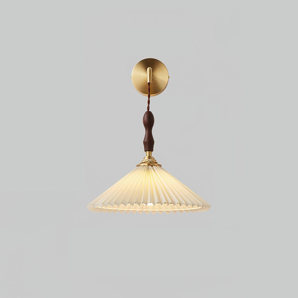 Pleated Wooden Bracket light Wall Lamp