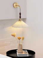Pleated Wooden Bracket light Wall Lamp