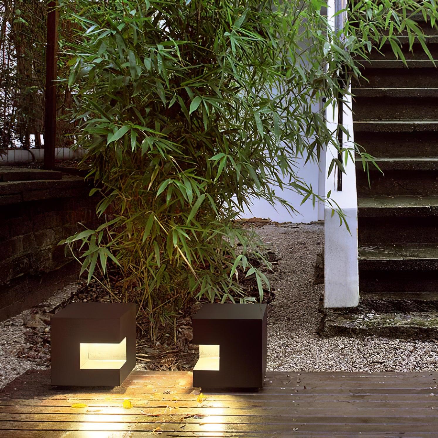 Regular Cube Post Architectural light Outdoor Light