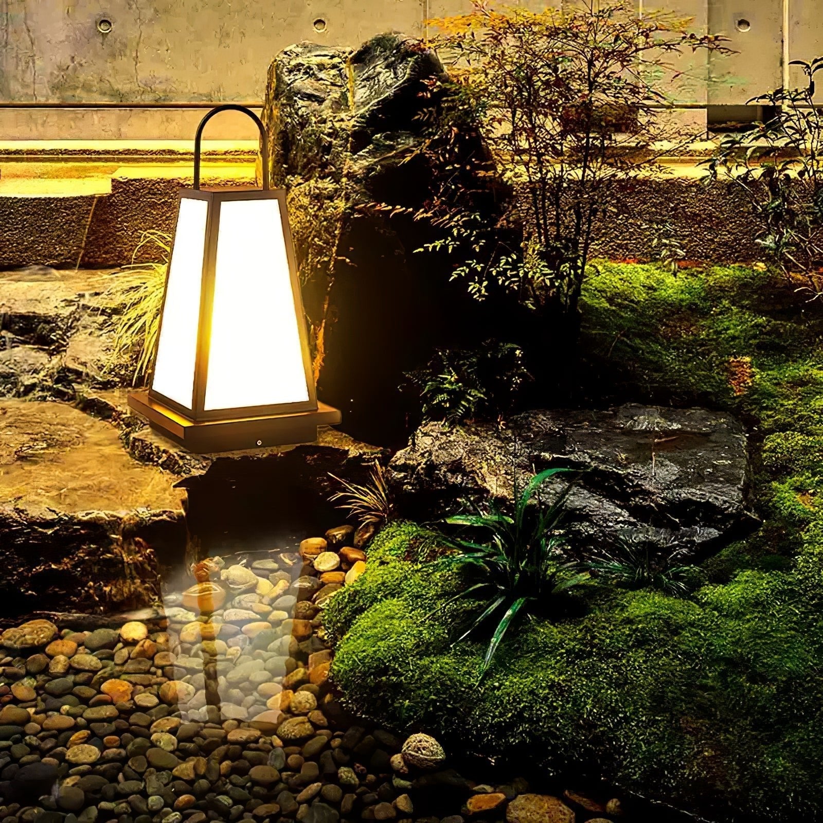 Roam Lantern Garden Architectural light Outdoor Lamp