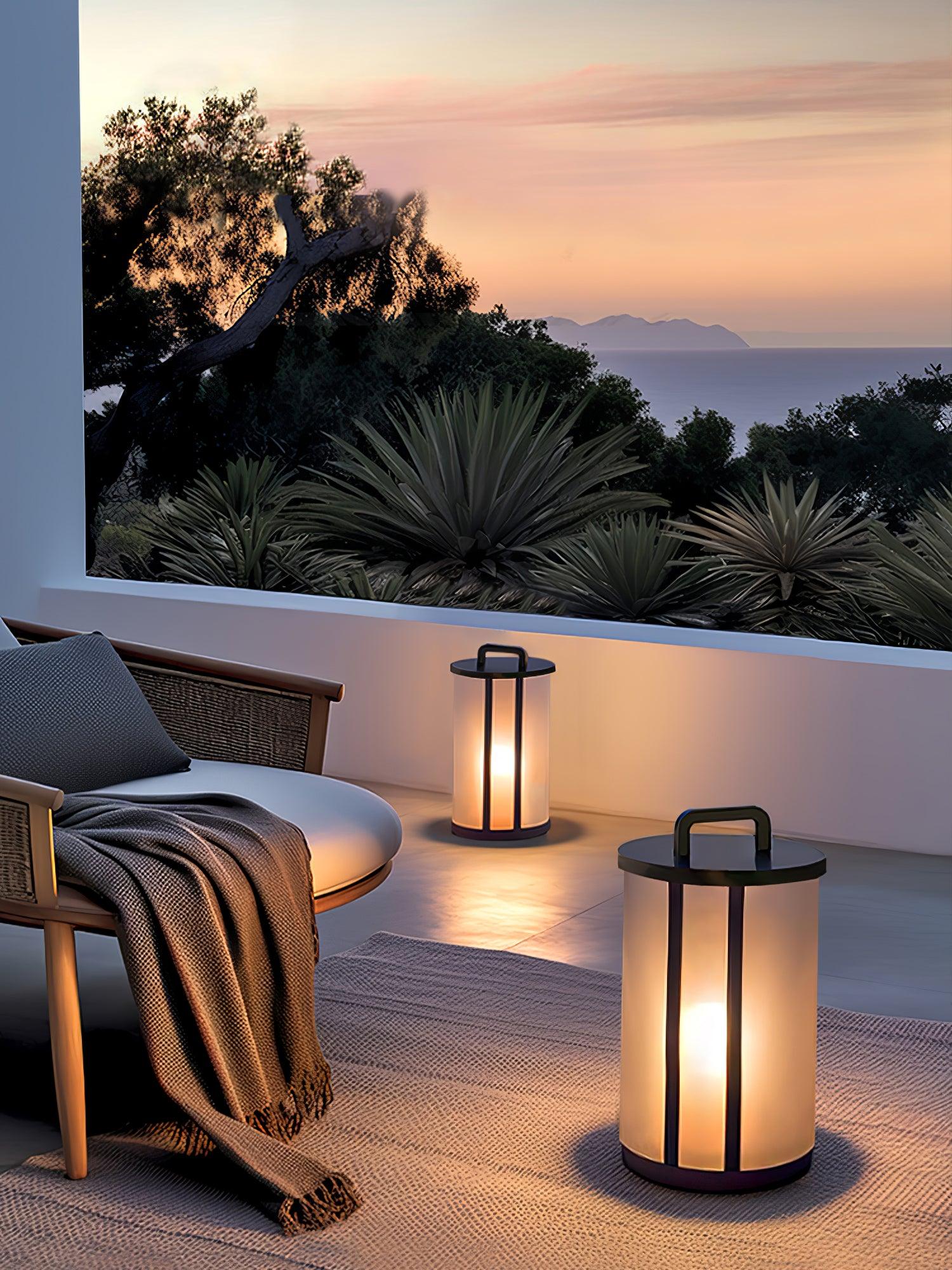 Round Pillar Acrylic Lantern Floodlight Outdoor Lamp