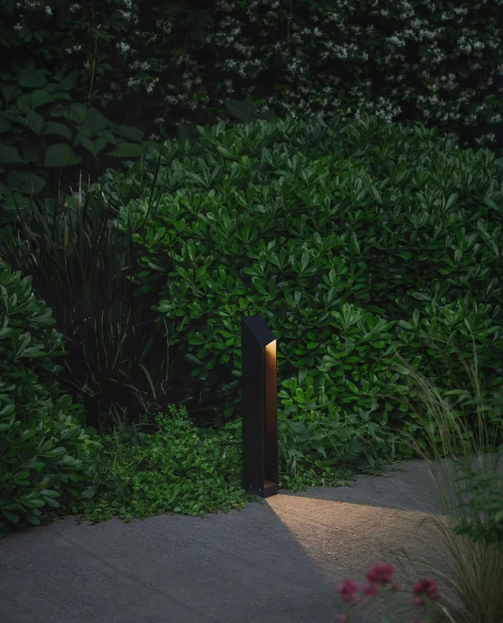 Shadow Peak Outdoor Bollard Light