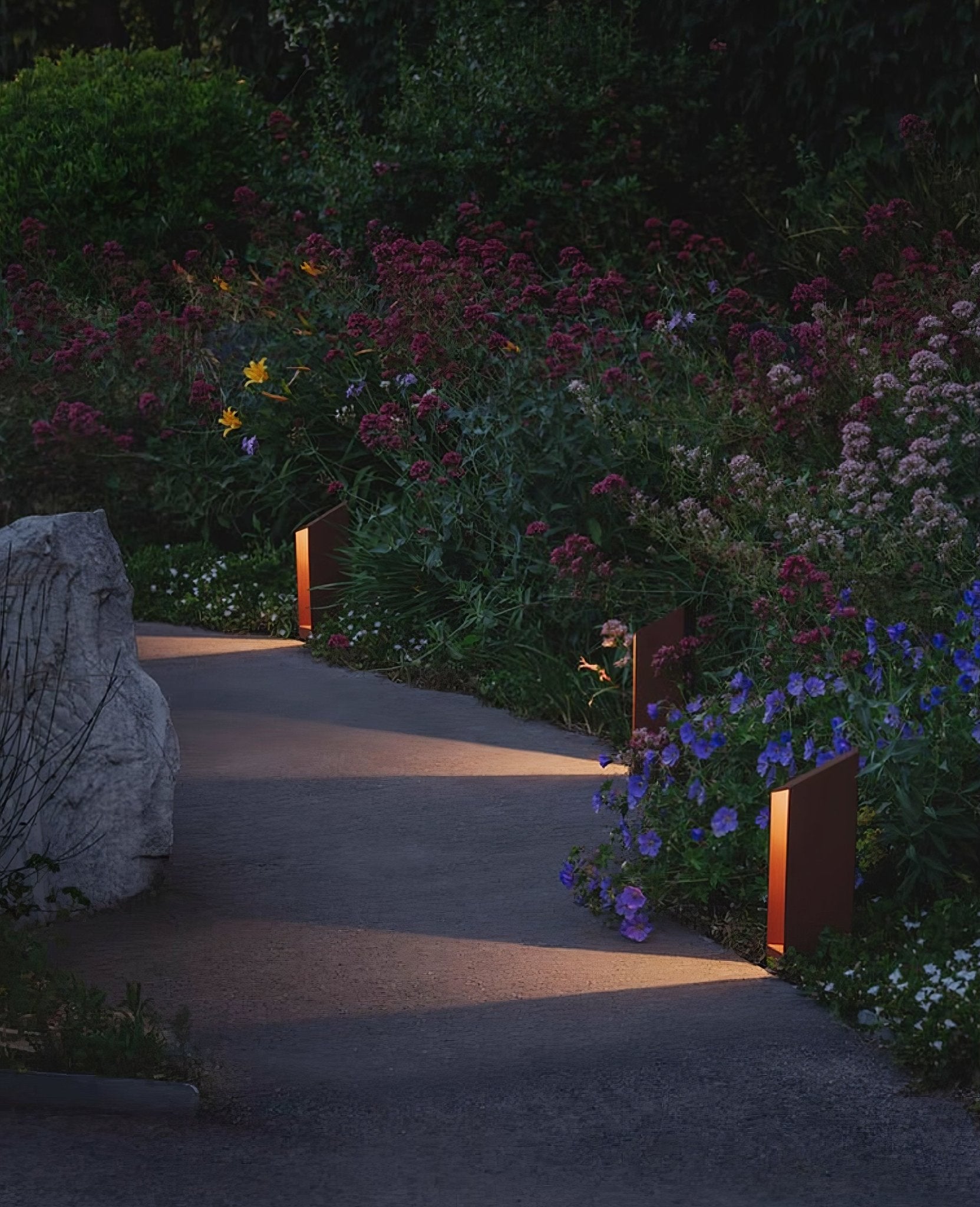 Shadow Peak Outdoor Bollard Light