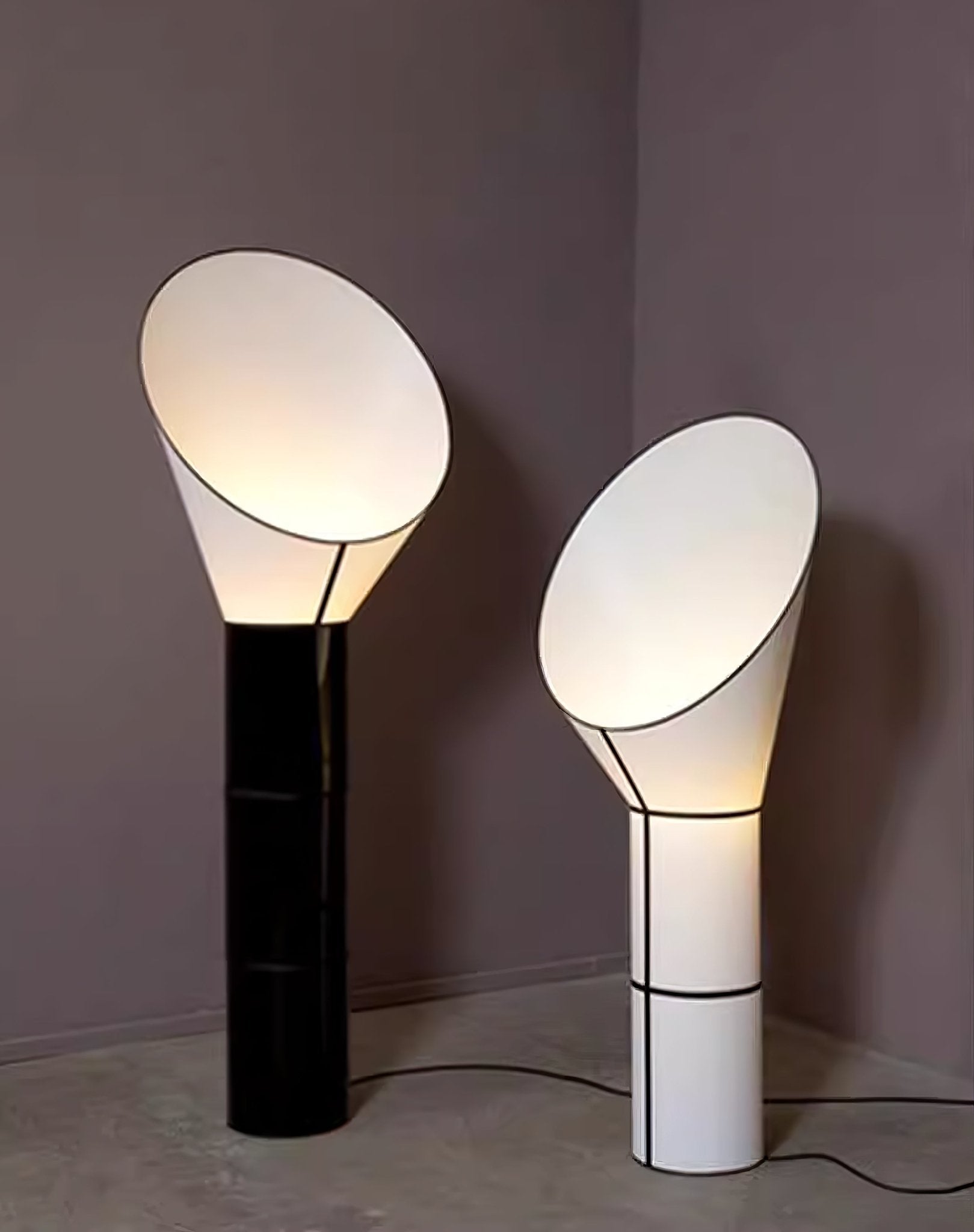 Sketch Line Floor Lamp