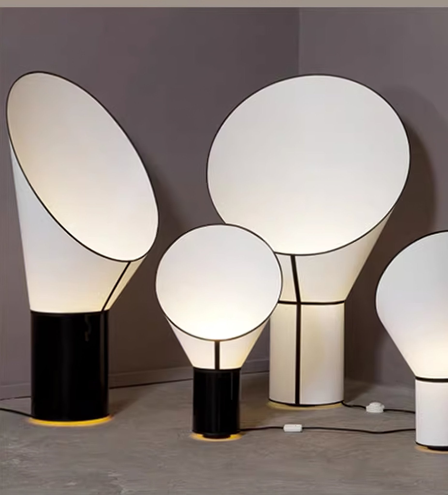Sketch Line Floor Lamp