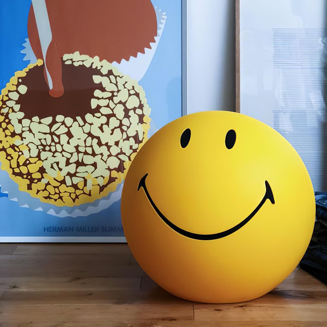 Smiling Reading light Table Lamp