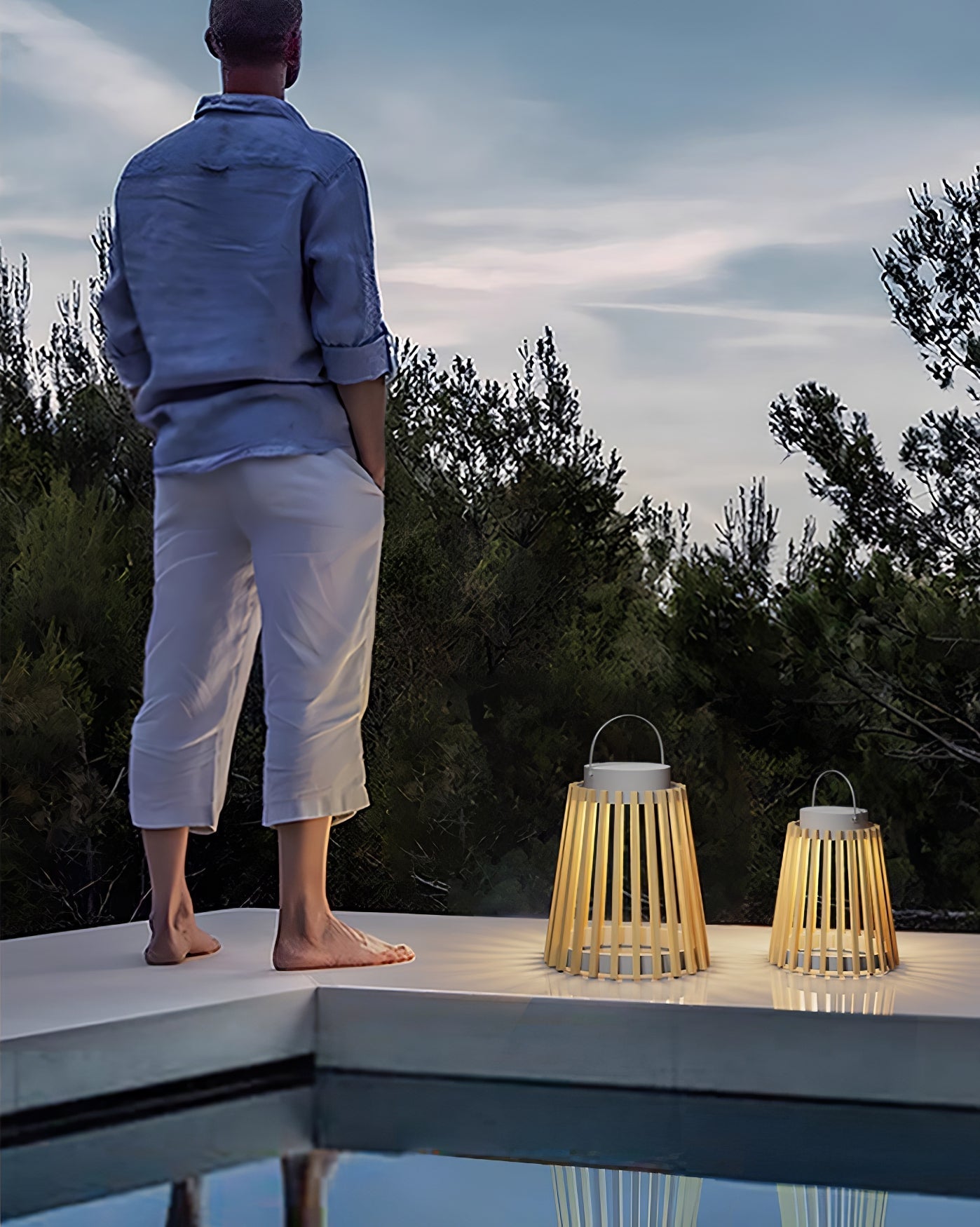 Solene Solar Outdoor Lantern Lamp