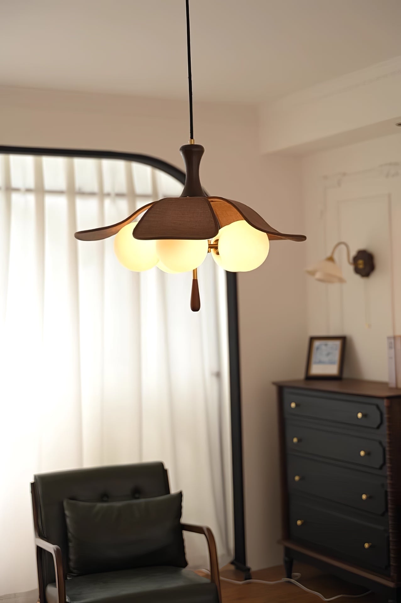 Solyntha Pendant Light