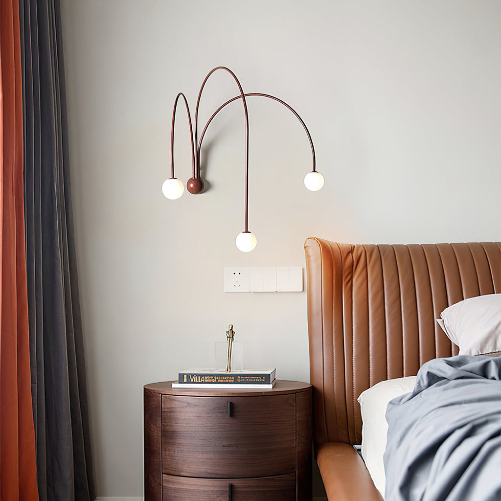 Gran Finale Wall Lamp