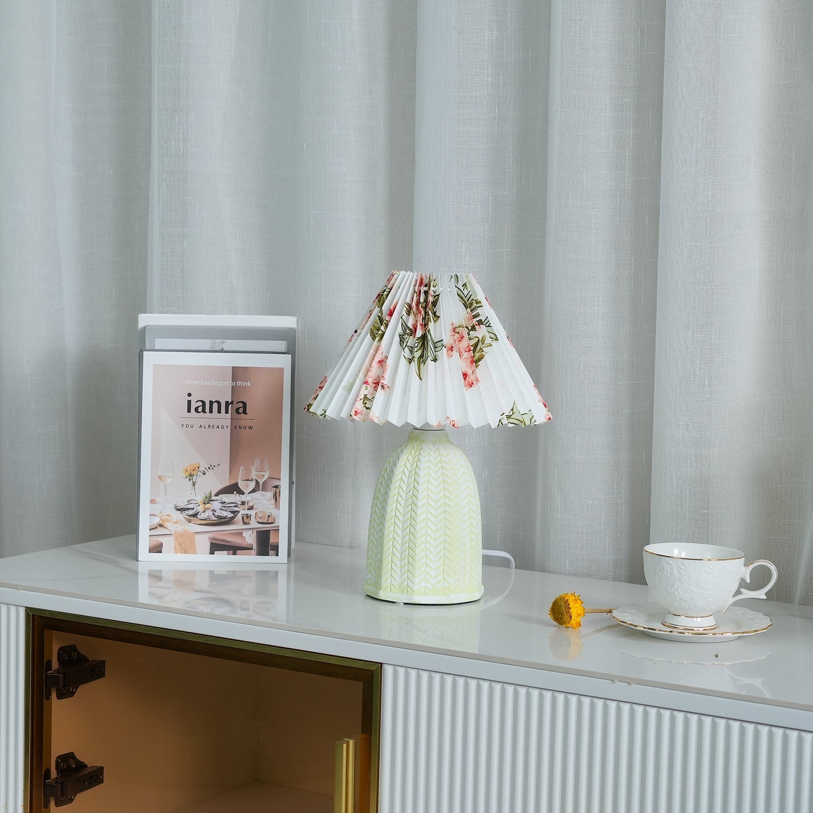 Vintage Pleated Task lamp Table Lamp