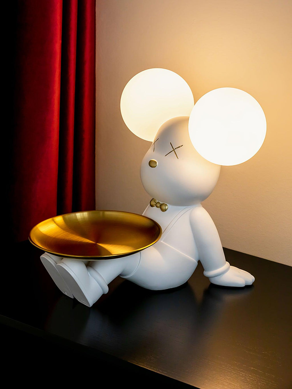 Violent Bear Tray Side table lamp Desk Lamp