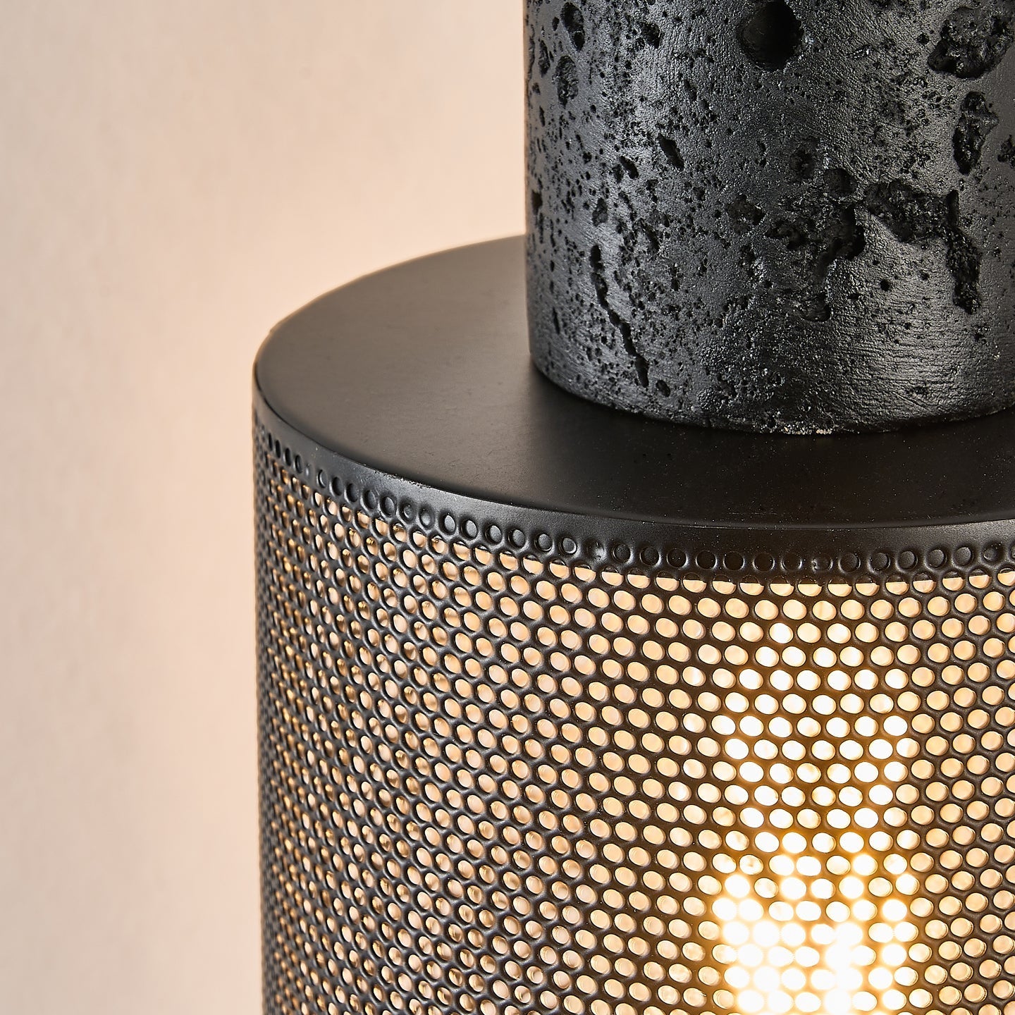 Vultex Mesh Pendant Lamp