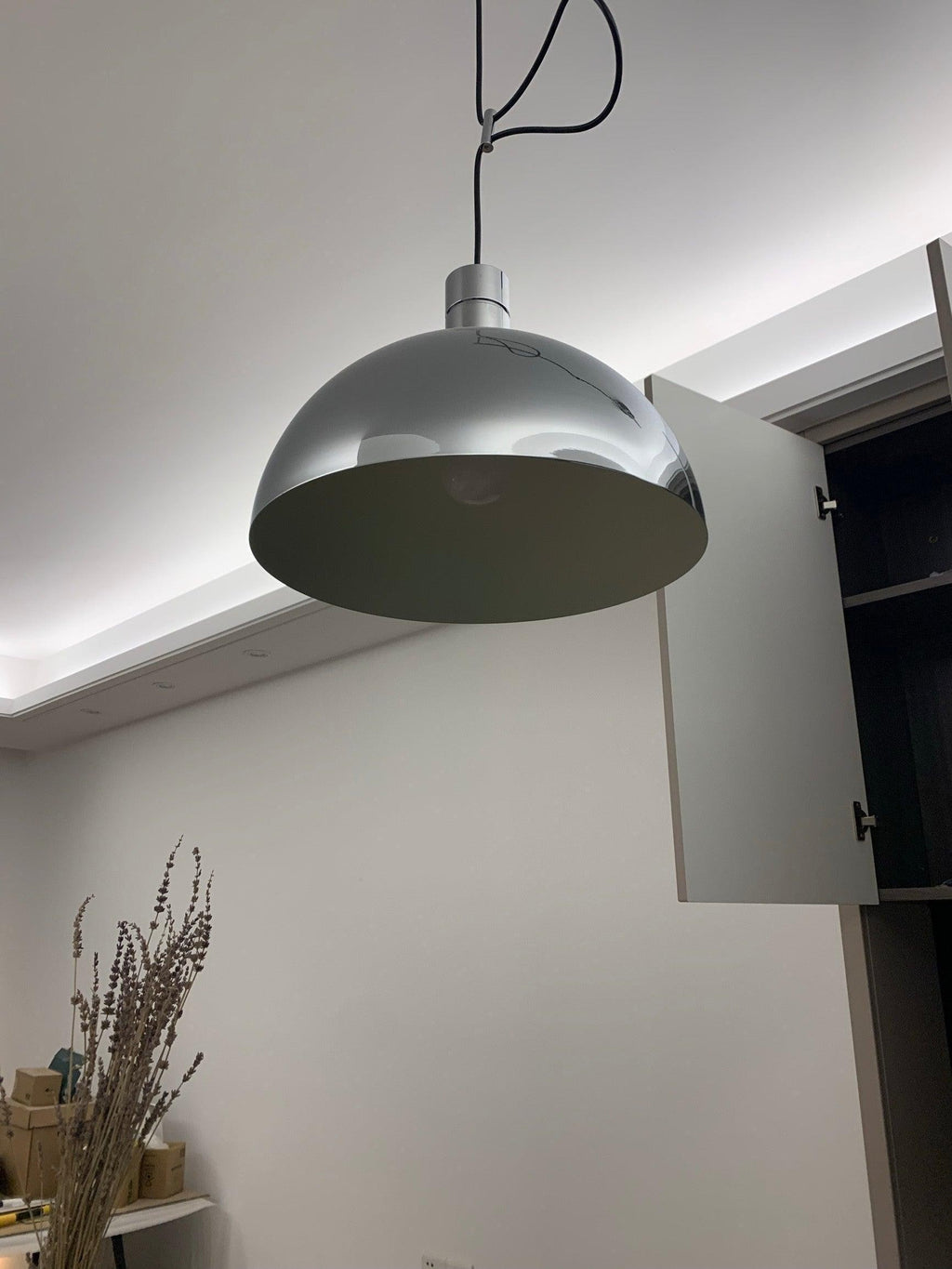 Calvero Adjustable Pendant Lamp