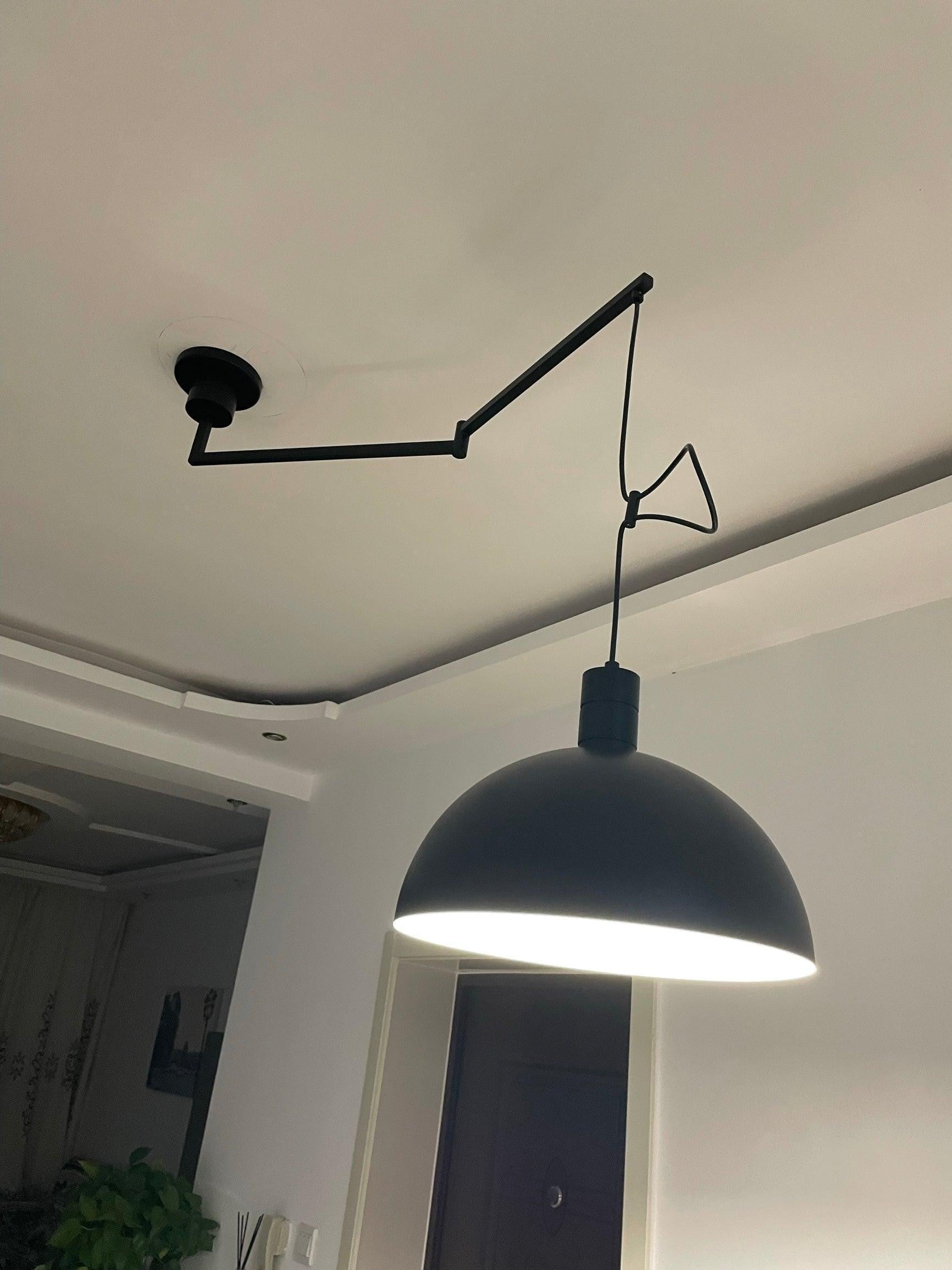 Calvero Adjustable Pendant Lamp