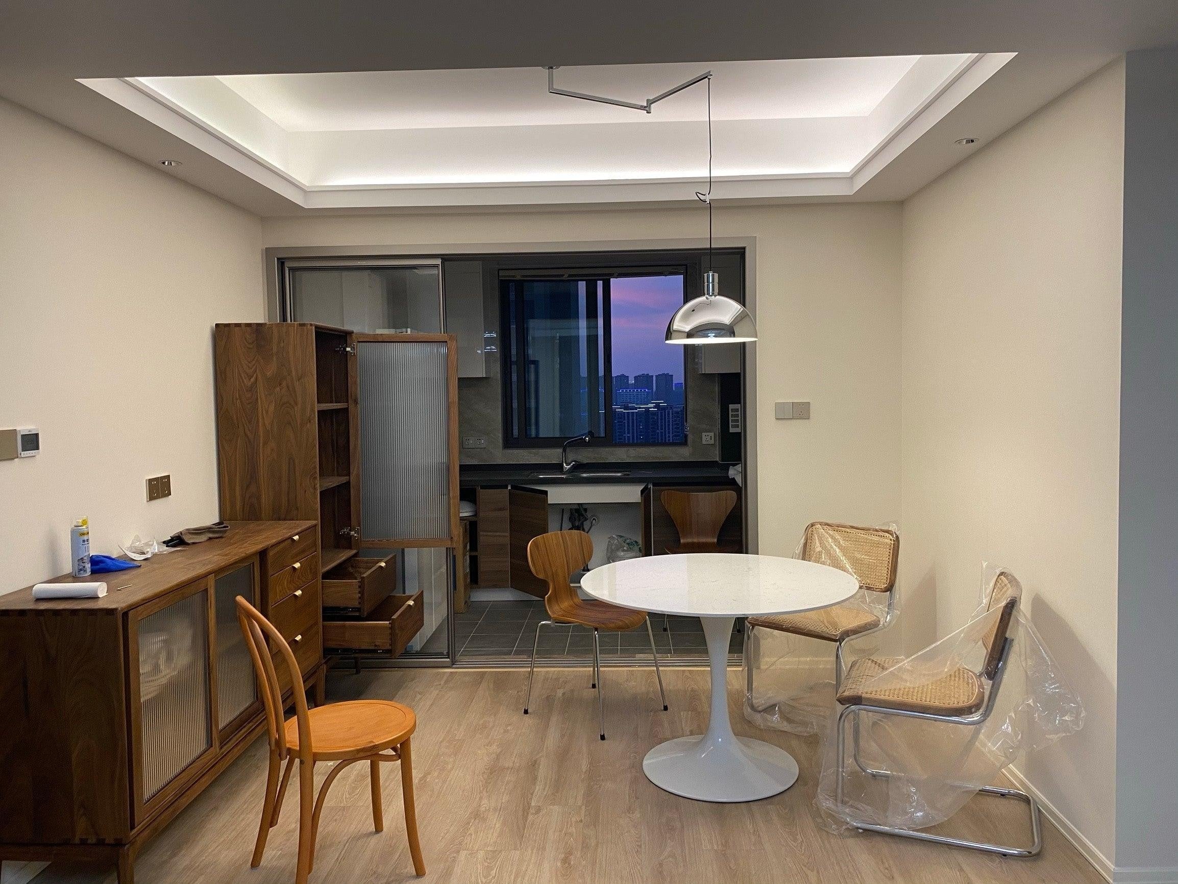 Calvero Adjustable Pendant Lamp