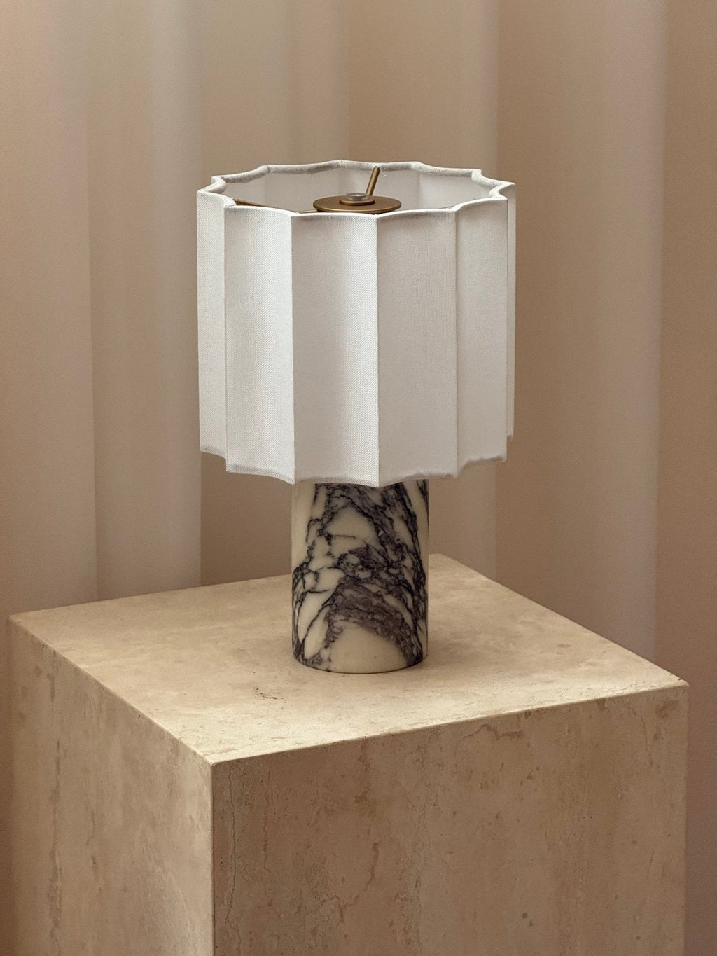 Orbis Veil Table Lamp