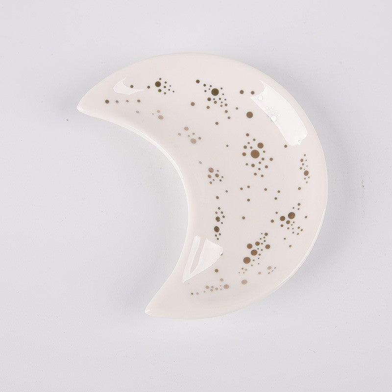 lunarglow-ceramic-jewelry-tray-10_1adee967-f60d-4ae8-a6a7-fb53e472fc15.jpg