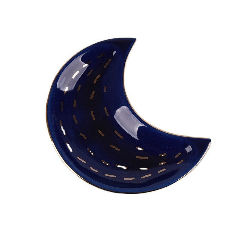 lunarglow-ceramic-jewelry-tray-12_8d1dd585-c39c-4379-8fa3-690432b52537.jpg