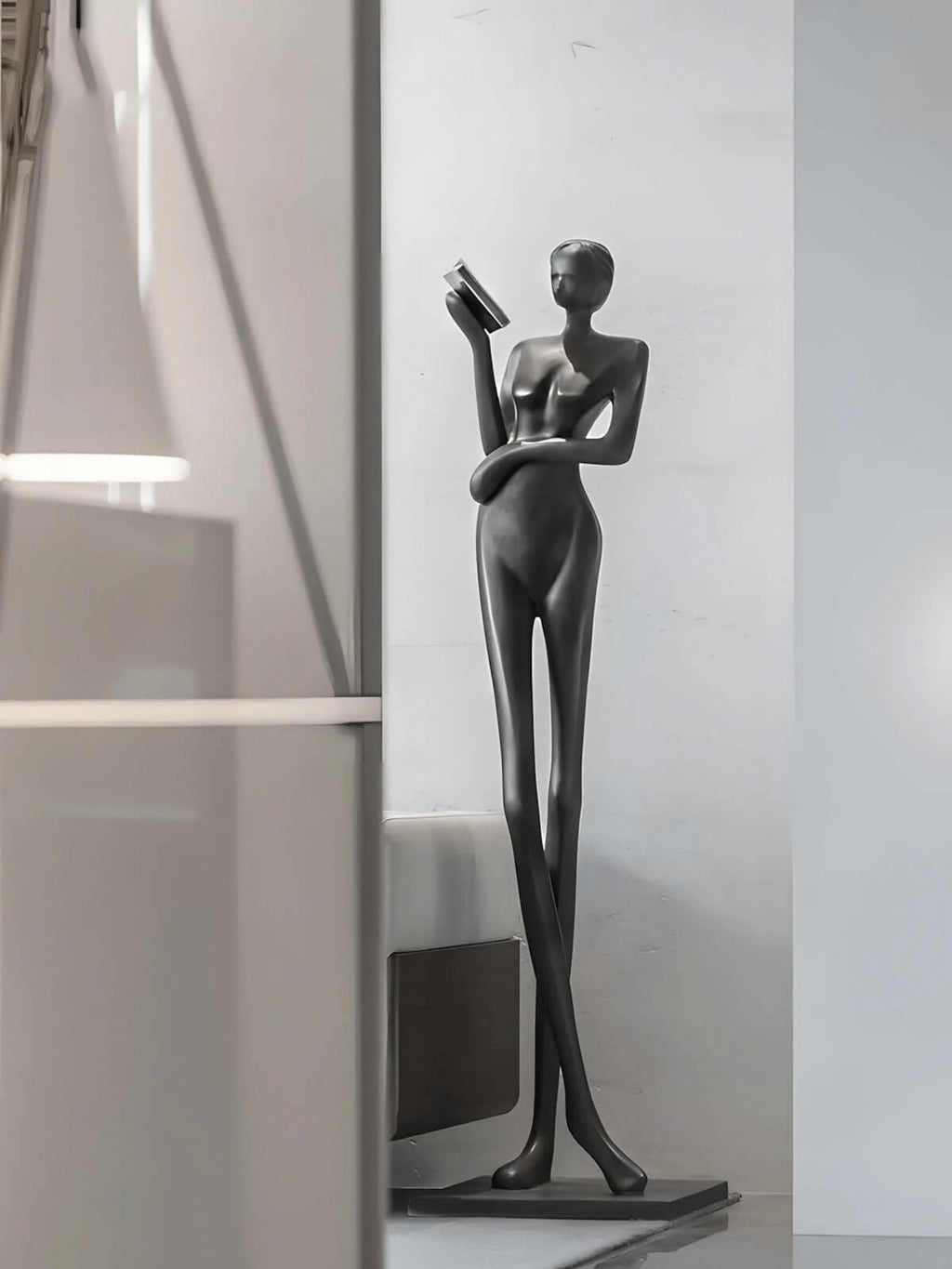 Serenita Reader Sculpture Lamp